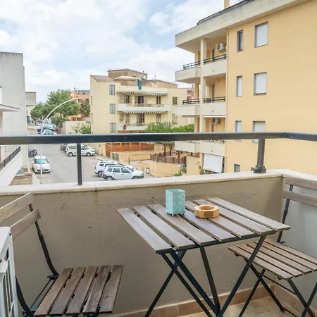 לינה וארוחת בוקר Eulalia Guest House Alghero